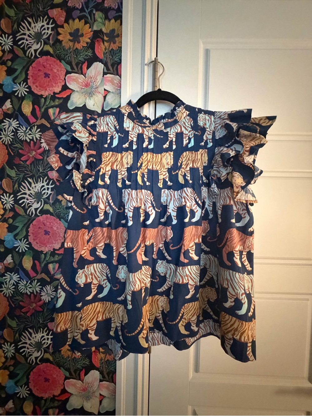 Oliphant  Tiger Print Ruffle Sleeve Top Medium